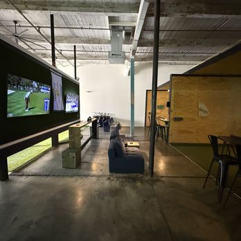 The Waggle - Sports Bars Near Me - Dalton, Georgia The Waggle - Sports Bars Near Me - Dalton, Georgia