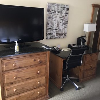 Keystone Lodge and Spa - Clean surfaces, TV and desk - Ski Resorts Near Me - Keystone, Colorado