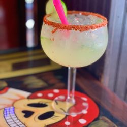 Orale Mexican Restaurant - A very colorful place & a very fresh/refreshing jalapeño margarita!