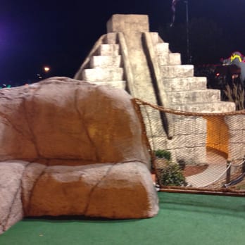 Professor Hacker’s Lost Treasure Golf - One of the holes on he diamond course - Mini Golf Near Me - Pigeon Forge, Tennessee Professor Hacker’s Lost Treasure Golf - One of the holes on he diamond course - Mini Golf Near Me - Pigeon Forge, Tennessee