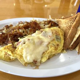 Western omelette. So good! Western omelette. So good!