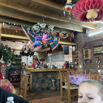 El Portal - Rustic and authentic decor - Mexican Near Me - Rosarito, BCN El Portal - Rustic and authentic decor - Mexican Near Me - Rosarito, BCN