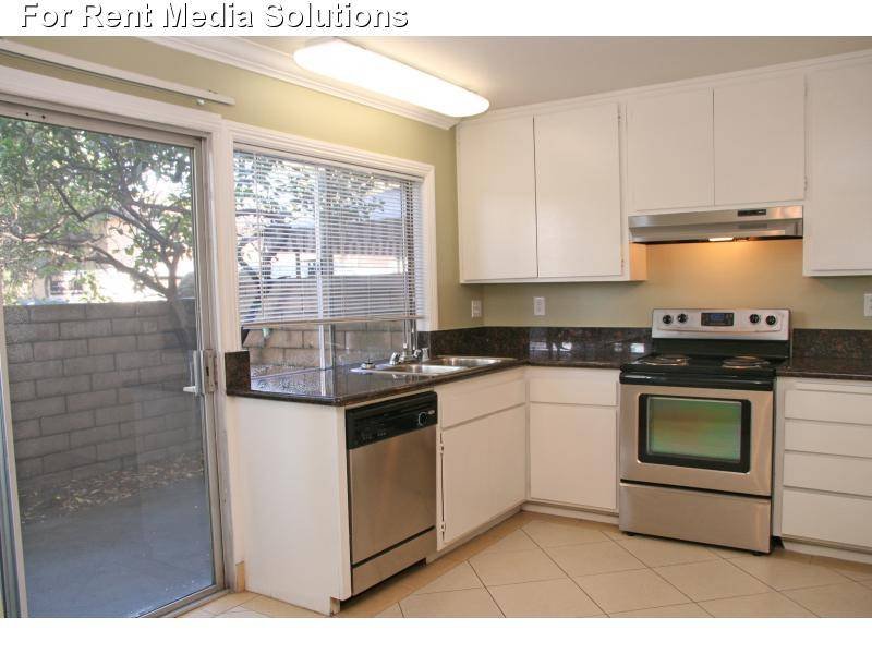 GLEN OAKS APARTMENTS 17 Photos & 12 Reviews 2000 W Glenoaks Ave