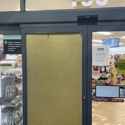 Shell - They block out their customers and don't leave a sign like they'll will be gone for 30 mins or on break.