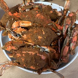 Winters Run Inn - Large crabs