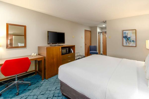 Red Lion Hotel Templin's on the River by null