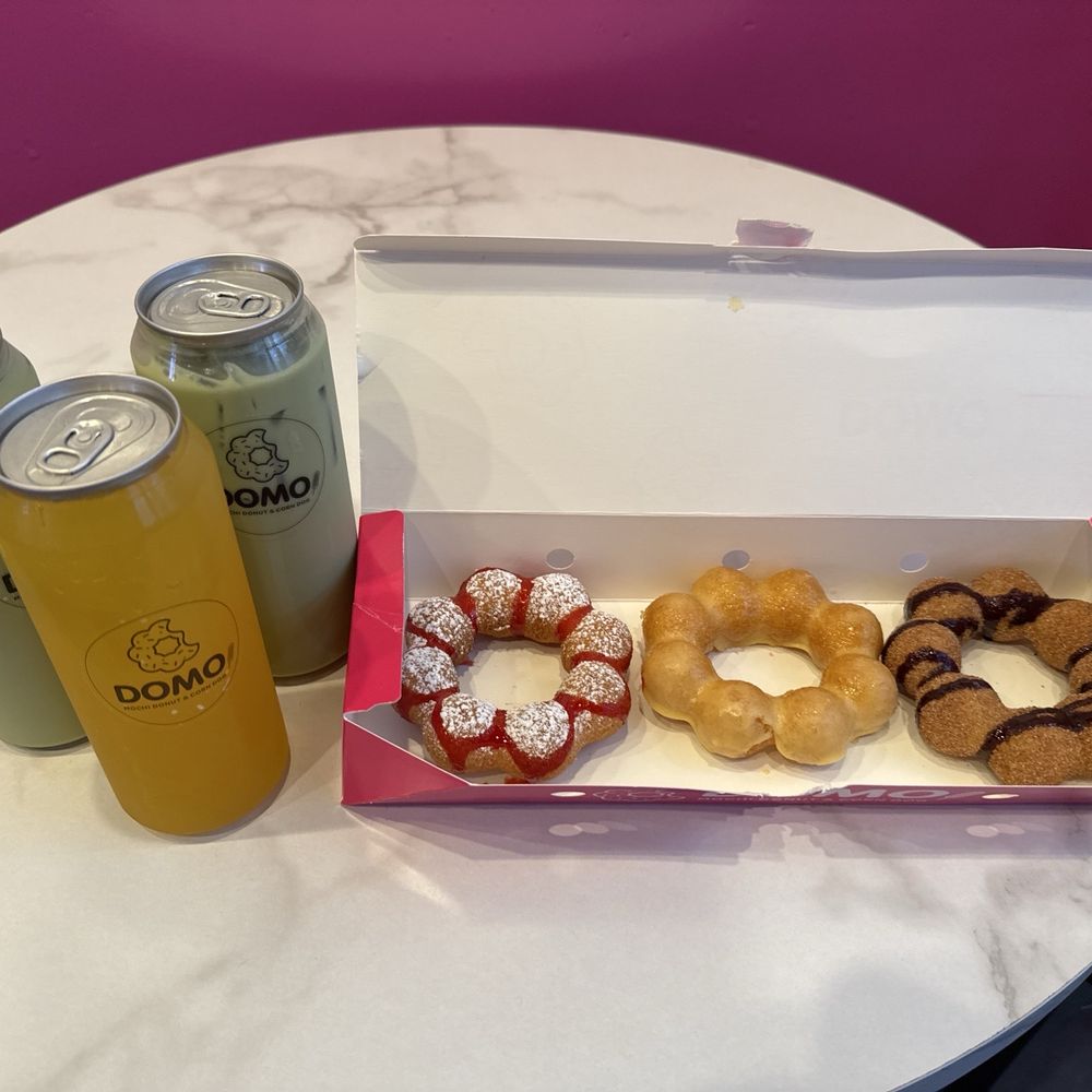 Domo Desserts - Match and mango drink + chewy delights - Donuts Near Me - Temecula, California Domo Desserts - Match and mango drink + chewy delights - Donuts Near Me - Temecula, California