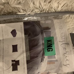 Incomplete set labeled king but obviously a twin