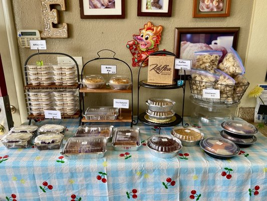 Auntie Em's Fine Foods & Pastries by null