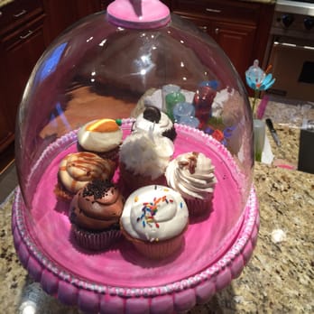 The Cakeroom - Yummy!!! Too beautiful to eat! - Cupcakes Near Me - Washington, DC, District of Columbia The Cakeroom - Yummy!!! Too beautiful to eat! - Cupcakes Near Me - Washington, DC, District of Columbia