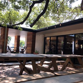 Pinewood Coffee Bar - Coffee & Tea Near Me - Waco, Texas Pinewood Coffee Bar - Coffee & Tea Near Me - Waco, Texas