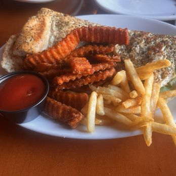 Perfect Pear Bistro - BLTA w/ half and half fries - New American Near Me - Tempe, Arizona
