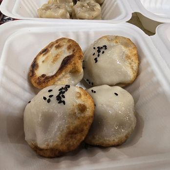Juicy Dumpling - Pan Fried juicy buns pork - Dim Sum Near Me - Toronto, Ontario
