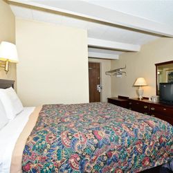 Americas Best Value Inn Phillipsburg - Guest Room