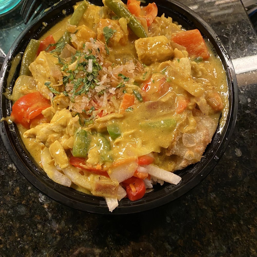 Savory Crust - Coconut Chicken Curry - Empanadas Near Me - Carol Stream, Illinois Savory Crust - Coconut Chicken Curry - Empanadas Near Me - Carol Stream, Illinois