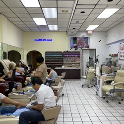 Allure Spa Nails - Inside.