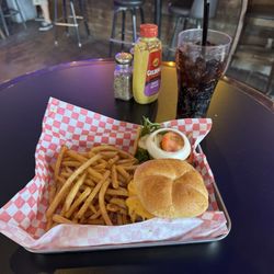 Cheeseburger and fries