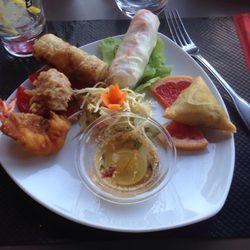 Le Song Mekong - Entrée dégustation du menu à 16€90.... miam.