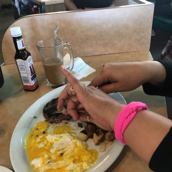 Peter's Cafe - American Near Me - Millbrae, California