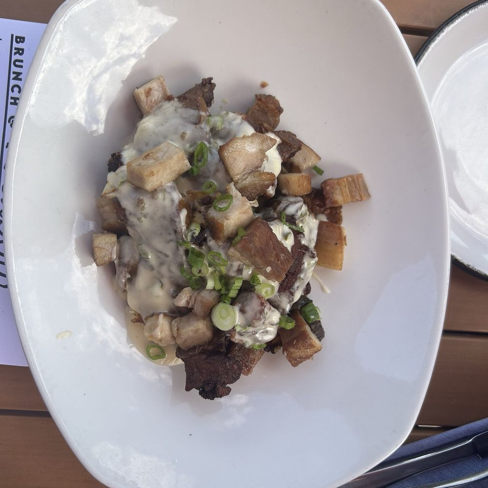 Oxbow Urban Kitchen - Loaded Hash Brown Potatoes - Steakhouses Near Me - Sumner, Washington Oxbow Urban Kitchen - Loaded Hash Brown Potatoes - Steakhouses Near Me - Sumner, Washington