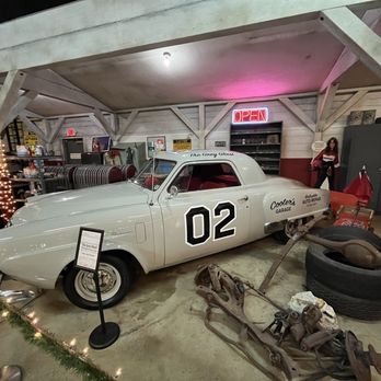 Cooter's Place - Luray - Cooter's ghost car - Museums Near Me - Luray, Virginia