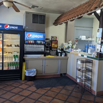 A & R Bakery - Ordering stand - Bakeries Near Me - Blythe, California