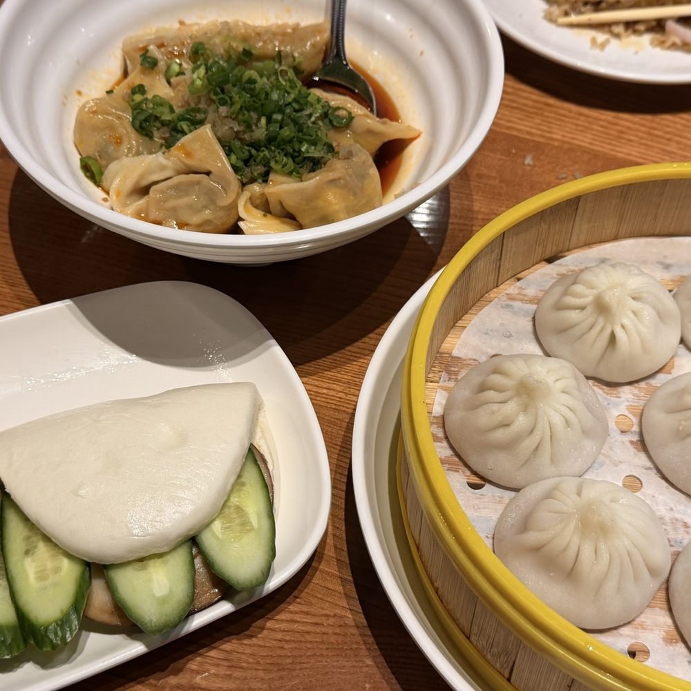 88 BaoBao - Pork Xiaolong Bao + Chasu Pork Bun - Dim Sum Near Me - Davis, California 88 BaoBao - Pork Xiaolong Bao + Chasu Pork Bun - Dim Sum Near Me - Davis, California