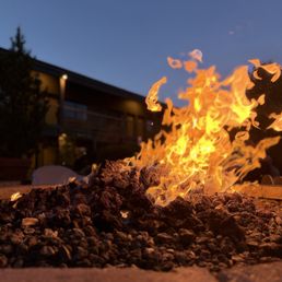 Campfire Hotel - Hotels Near Me - Bend, Oregon