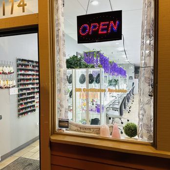 Euphoria Nails & Spa - They just remodeled the store. Everything is new and very clean. They have great service and the staff are very nice and attentive. - Nail Salons Near Me - Monrovia, California Euphoria Nails & Spa - They just remodeled the store. Everything is new and very clean. They have great service and the staff are very nice and attentive. - Nail Salons Near Me - Monrovia, California