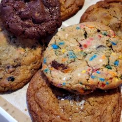 Butter Pecan Bakeshop - Assorted cookies!
