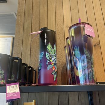 Starbucks - New drink ware - check out the creators! - Coffee & Tea Near Me - Lakemoor, Illinois Starbucks - New drink ware - check out the creators! - Coffee & Tea Near Me - Lakemoor, Illinois
