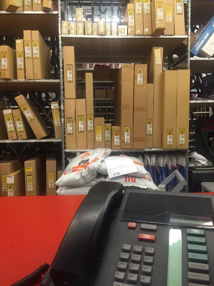 AUTOZONE Updated October 2024 125 MacCorkle Ave, Saint Albans, West