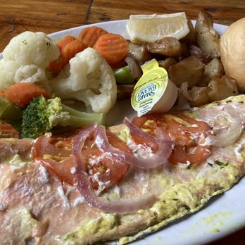 Showdowns Restaurant - Campfire Trout - Music Venues Near Me - Tropic, Utah Showdowns Restaurant - Campfire Trout - Music Venues Near Me - Tropic, Utah
