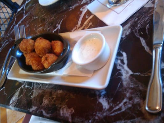 Grand Lux Cafe by null