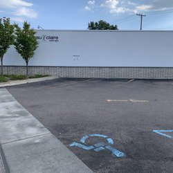 Tide Cleaners - Side lot for additional parking