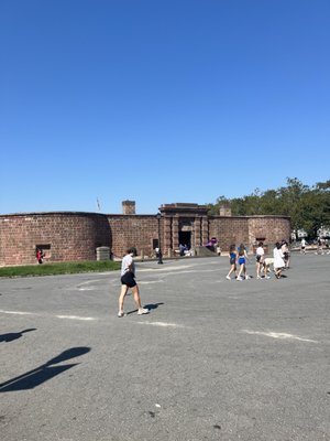 Castle Clinton National Monument by null