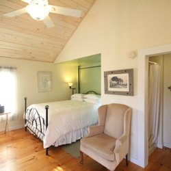 Bishop Farm Wedding & Events - One of 6 very cute and rustic cottages all with modern amenities .