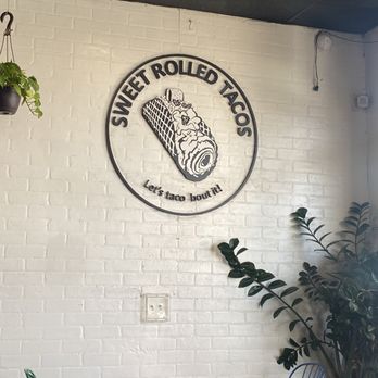 Sweet Rolled Tacos - Inside - Ice Cream & Frozen Yogurt Near Me - Garden Grove, California