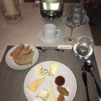 Diamant Noir Fine Catering - Caterers Near Me