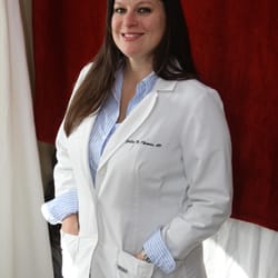 Pom Wellness Center - Julia Thomas is the owner of POM Wellness Center. She combines her 18 years experience in bodywork healing and 8 years in Ea...