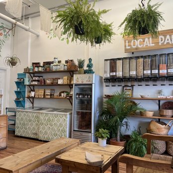 Under the Mango Tree - Coffee & Tea Near Me - Miami Beach, Florida