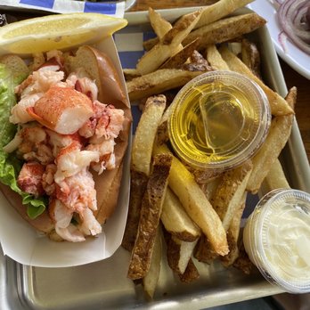 Cape Cod Fish - Natural Naked Lobster Roll - Seafood Near Me - Fort Myers, Florida
