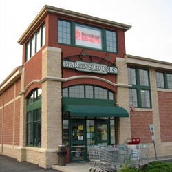 Martin's Liquors - Exterior (photographed by Dave H)