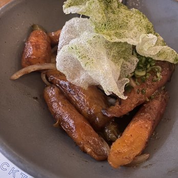 Canon - Carrots n honey ?  No. This is rice chips or ? Wtf - Cocktail Bars Near Me - Sacramento, California