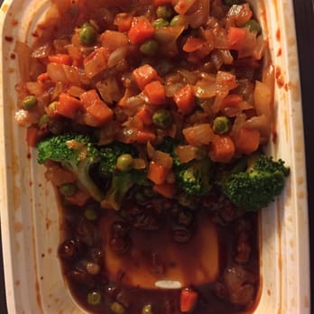 China Inn - a dish of stew and vegetables - Chinese Near Me - Moline, Illinois China Inn - a dish of stew and vegetables - Chinese Near Me - Moline, Illinois