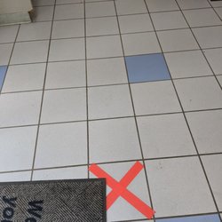US Post Office - Social distancing is being enforced, but the signage is rather inconspicuous