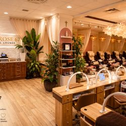 Sunny by LA ROSE 67 nail lounge