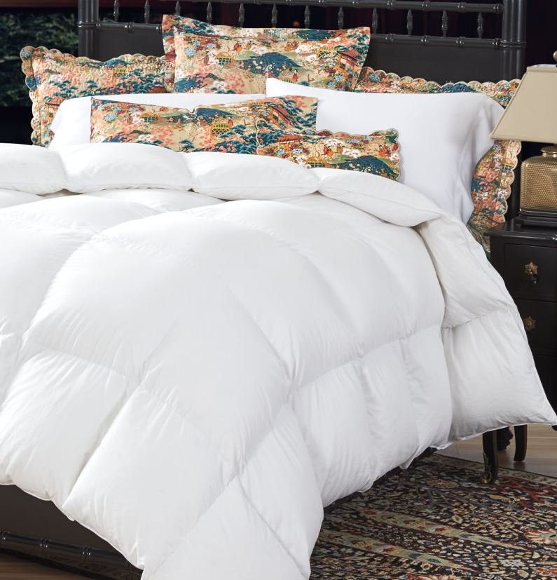 Handcrafted German Batiste Comforter 900 Fill Power European
