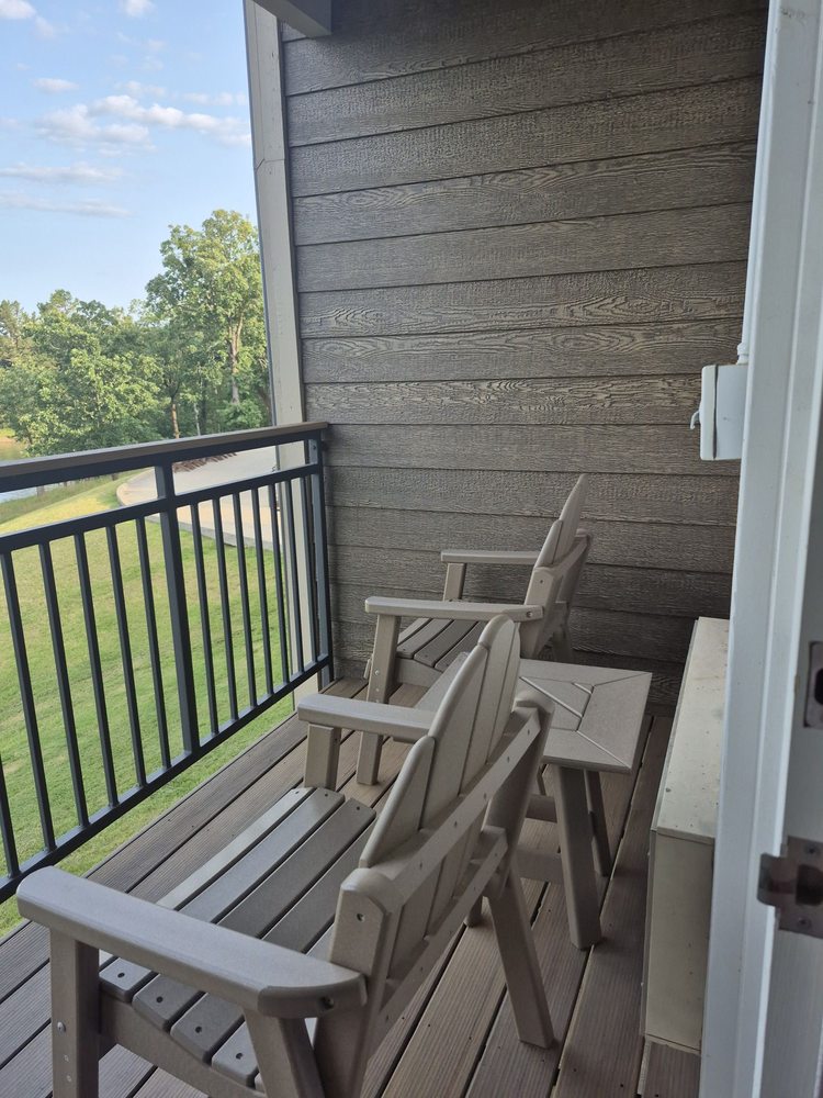 Lakeview Lodge