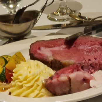 Hobey's Steakhouse - Prime Rib - Steakhouses Near Me - Sun Valley, Nevada